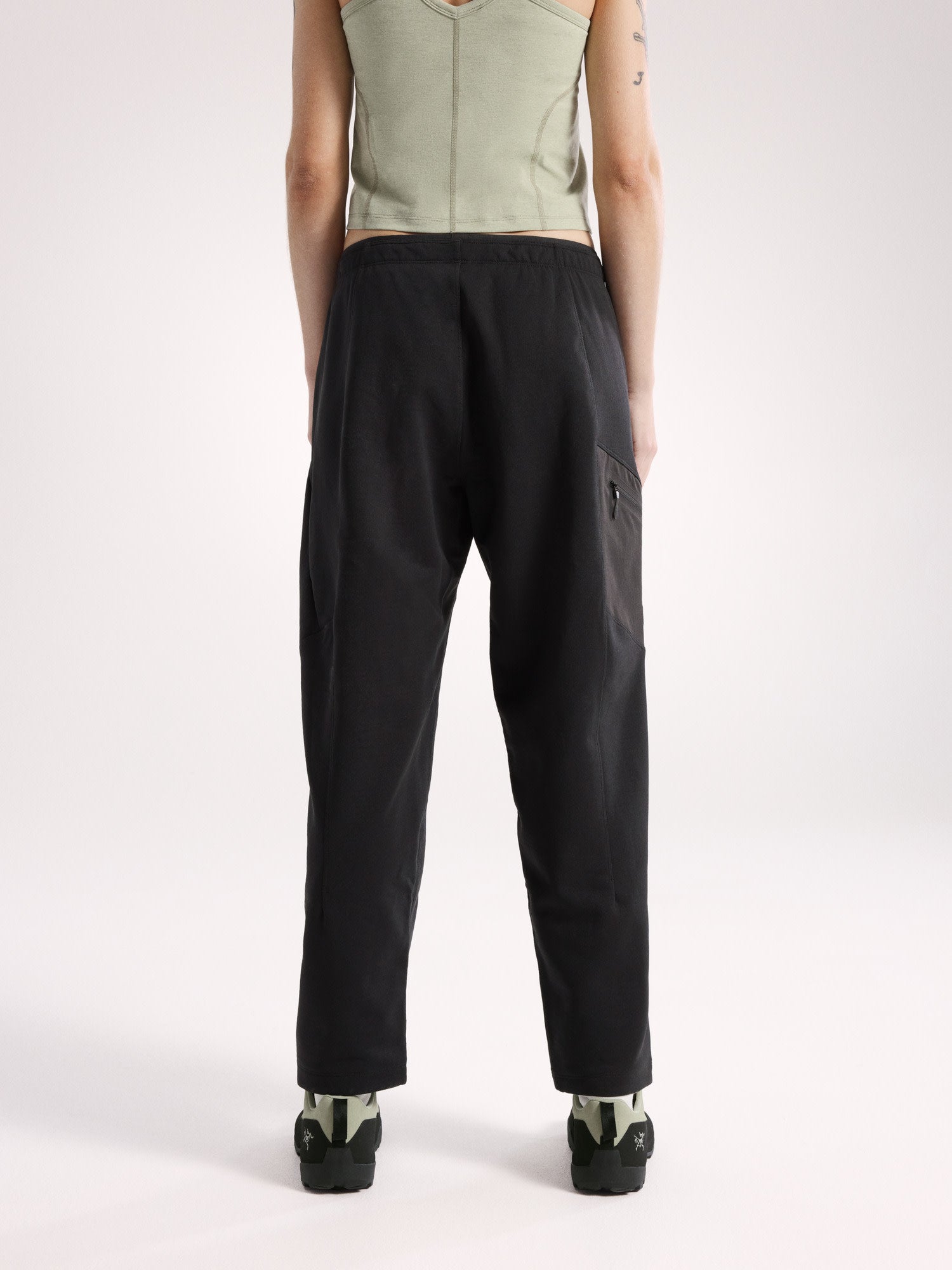 Aestas Jogger Women's