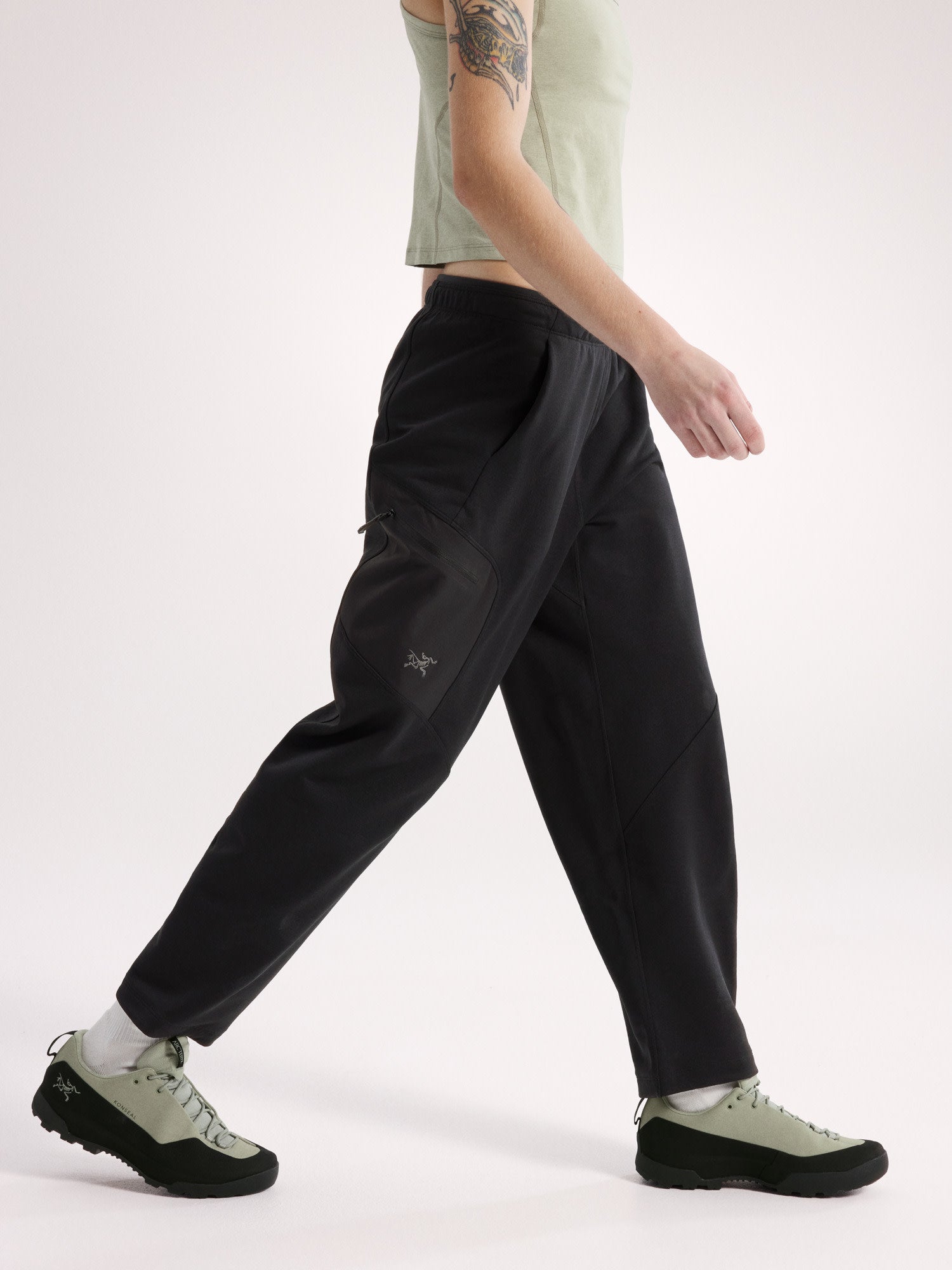 Aestas Jogger Women's